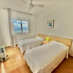 Marina 7 *